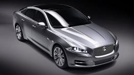 Jaguar XJ 2010 - widok z przodu