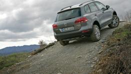 Volkswagen Touareg 2010 - widok z tyłu