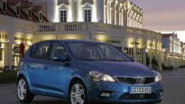 Kia Ceed Hatchback 5D 2010 - widok z przodu