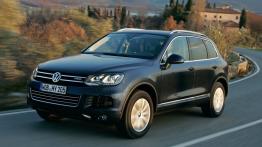 Volkswagen Touareg 2010 - widok z przodu