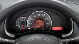 Nissan Micra 2010 - prędkościomierz
