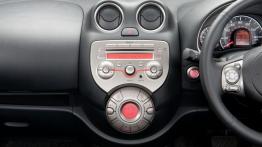 Nissan Micra 2010 - konsola środkowa
