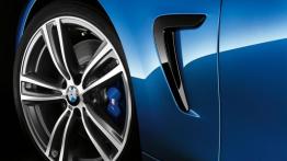 BMW serii 4 Cabriolet (2014) - wlot powietrza