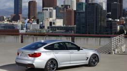 BMW serii 3 GT - prawy bok
