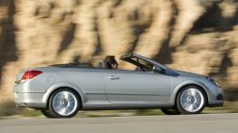 Opel Astra Twin Top OPC - prawy bok