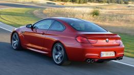 BMW M6 Coupe 2012 - widok z tyłu