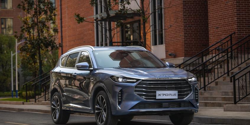 Chiński koncern Chery vs Toyota. Czy Jaecoo i Jetour zagrożą pozycji Toyoty w Polsce? 