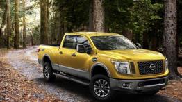 Nissan Titan XD (2016) - widok z przodu