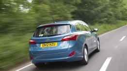 Hyundai i30 II kombi - widok z tyłu