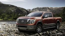 Nissan Titan XD (2016) - widok z przodu