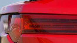 Jaguar F-Type V8S Salsa Red - bok - inne ujęcie