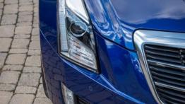 Cadillac ATS Coupe (2015) - prawy przedni reflektor - wyłączony