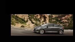Citroen DS5 - lewy bok