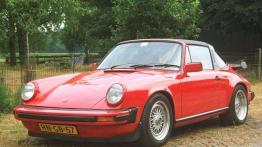 Mimo, że zamiast z ogierem, czy orłem kojarzy się z... rozdeptaną żabą - Porsche 911