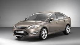 Ford Mondeo Hatchback 2011 - widok z przodu