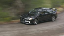 Mitsubishi Lancer Evo 2011 - lewy bok