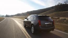 Cadillac SRX 2011 - tył - reflektory wyłączone