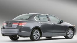Honda Accord Sedan 2011 - prawy bok