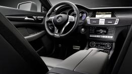 Mercedes CLS 2011 - kokpit
