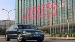 Volkswagen Phaeton 2011 - widok z przodu