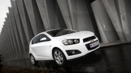 Chevrolet Aveo hatchback 2011 - prawy bok