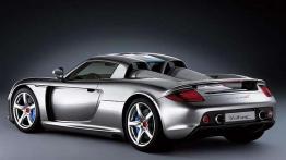 Mimo, że zamiast z ogierem, czy orłem kojarzy się z... rozdeptaną żabą - Porsche 911