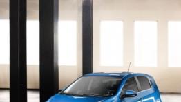 Chevrolet Aveo hatchback 2011 - przód - reflektory wyłączone