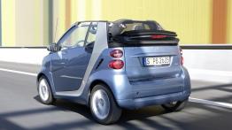 Smart Fortwo 2011 - widok z tyłu