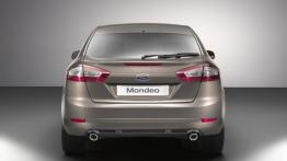 Ford Mondeo Hatchback 2011 - widok z tyłu