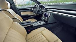 Volkswagen Phaeton 2011 - widok ogólny wnętrza z przodu