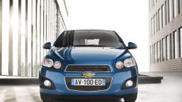 Chevrolet Aveo hatchback 2011 - przód - reflektory wyłączone