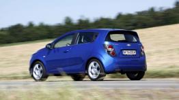 Chevrolet Aveo hatchback 2011 - widok z tyłu