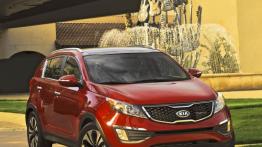 Kia Sportage SX 2011 - przód - reflektory włączone