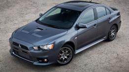 Mitsubishi Lancer Evo 2011 - dach