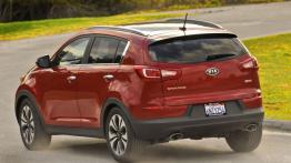 Kia Sportage SX 2011 - tył - reflektory wyłączone