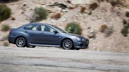 Mitsubishi Lancer Evo 2011 - prawy bok
