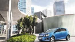 Chevrolet Aveo hatchback 2011 - lewy bok