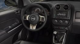 Jeep Compass 2011 - kokpit