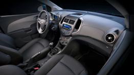 Chevrolet Aveo hatchback 2011 - pełny panel przedni