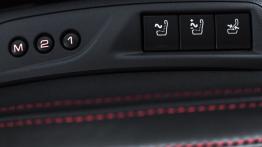Peugeot 308 II GT (2015) - sterowanie regulacją foteli