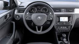 Skoda Rapid Spaceback (2013) - kokpit