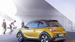 Opel Adam Rocks (2014) - widok z tyłu