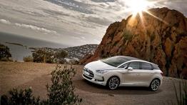Citroen DS5 - lewy bok
