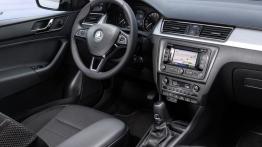 Skoda Rapid Spaceback (2013) - kokpit