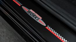 Mini Countryman John Cooper Works Facelifting - listwa progowa