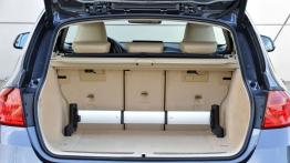 BMW 328i Touring (F31) - bagażnik, akcesoria