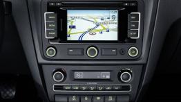 Skoda Rapid Spaceback (2013) - konsola środkowa