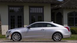 Cadillac ATS Coupe (2015) - lewy bok