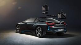 BMW i8 (2014) - tył - reflektory wyłączone