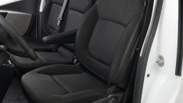 Renault Trafic III (2014) - fotel kierowcy, widok z przodu